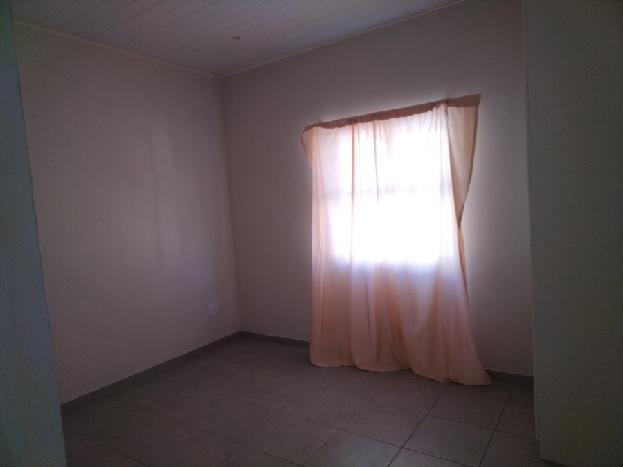 To Let 2 Bedroom Property for Rent in Laaiplek Western Cape